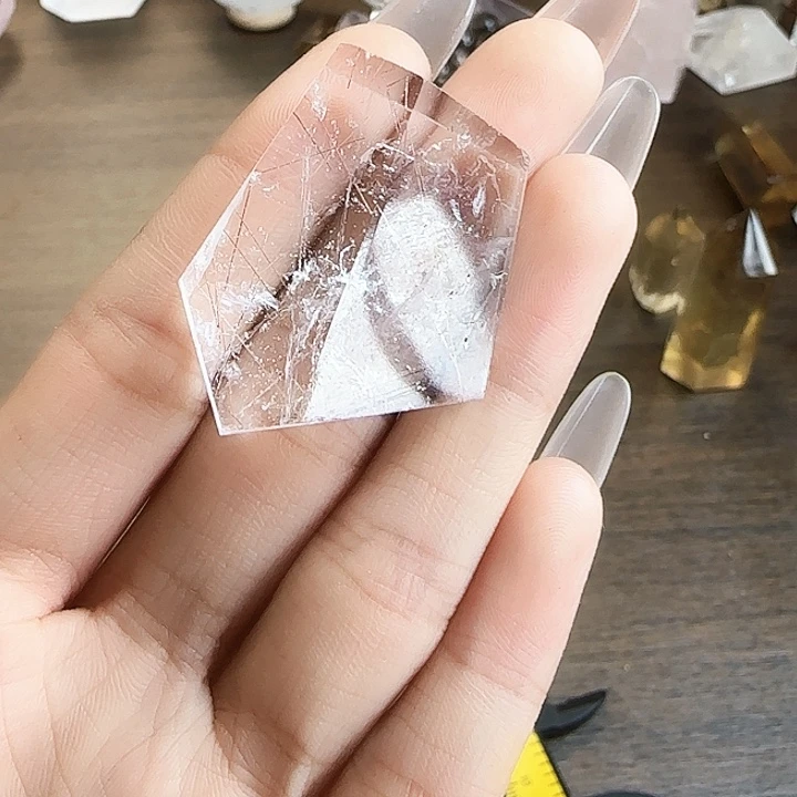 唐***溟紫晶珠宝半成品未镶嵌