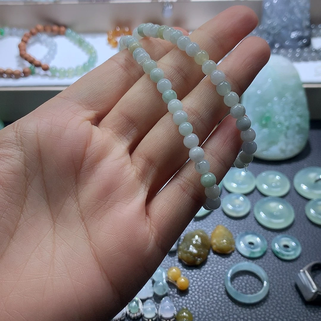 翡翠未镶嵌颈饰手串多样性发货