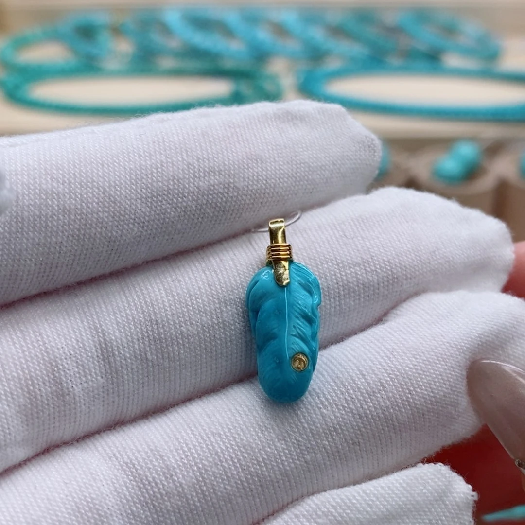 绿松石珠宝奇石18K金镶嵌