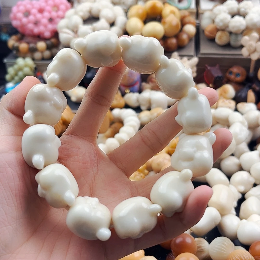 吊坠菩提根/象牙果维尼熊