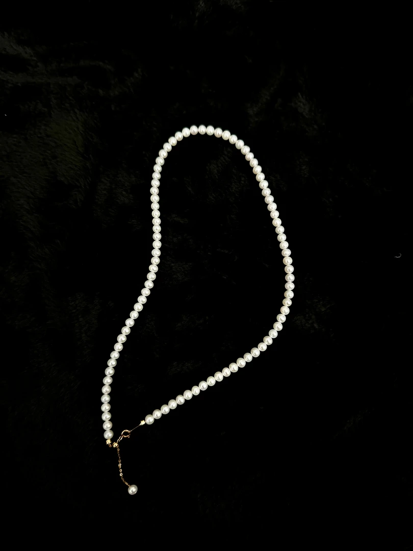 18K金扣淡水珍珠项链（4mm-5mm）随机发