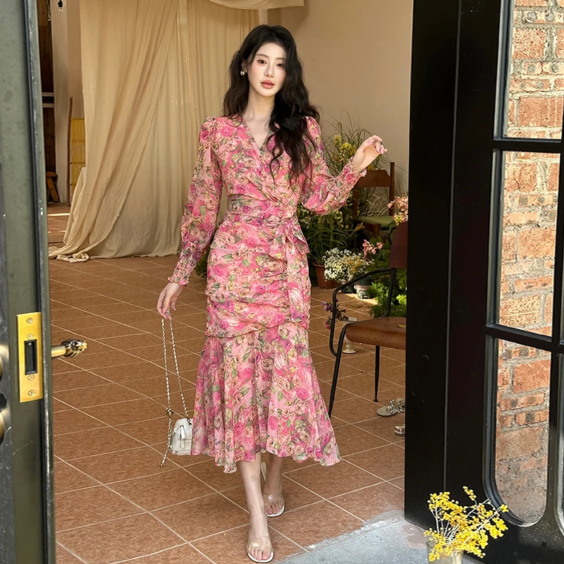 春季新款法式气质鱼尾开叉修身显瘦时尚雪纺中长款长袖碎花连衣裙