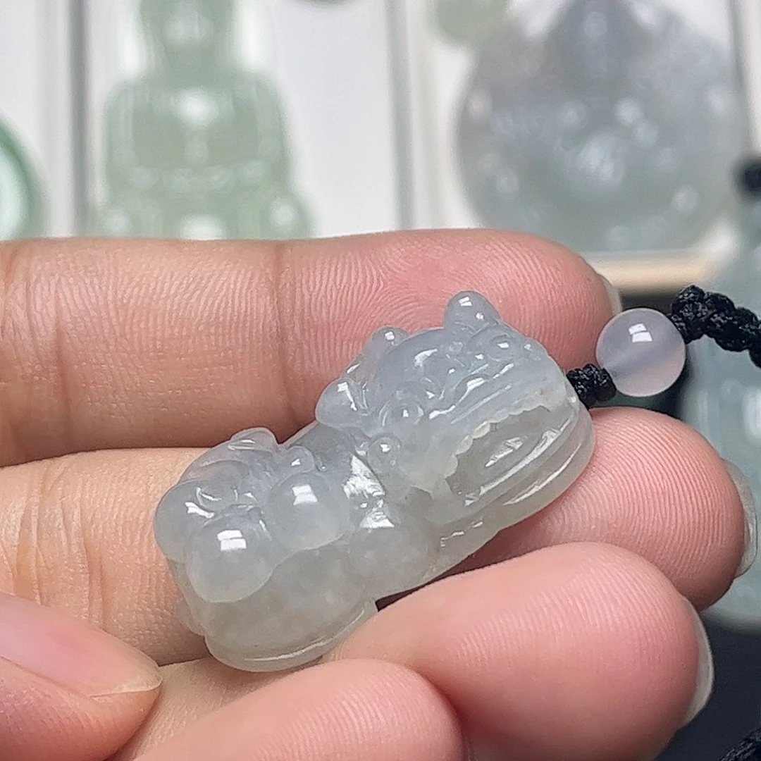 翡翠未镶嵌颈饰缅甸天然翡翠