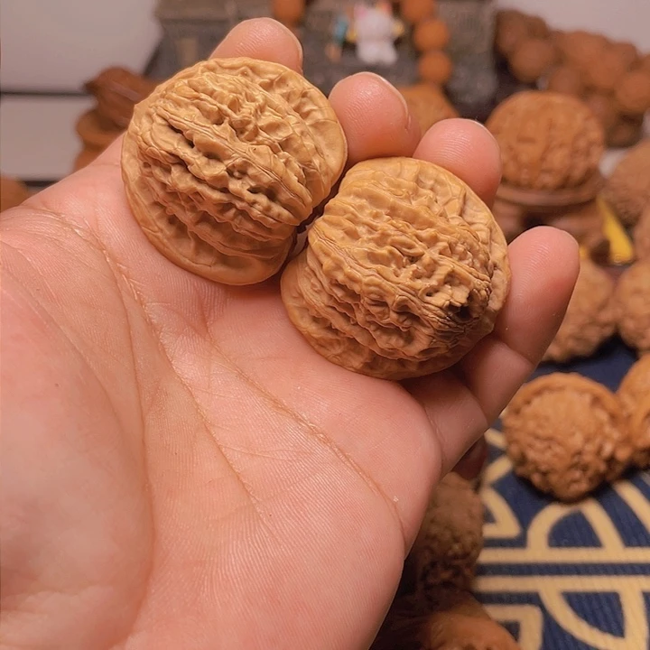 文玩核桃吊坠38全品练手楼