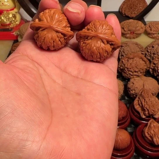 文玩核桃把件磨盘