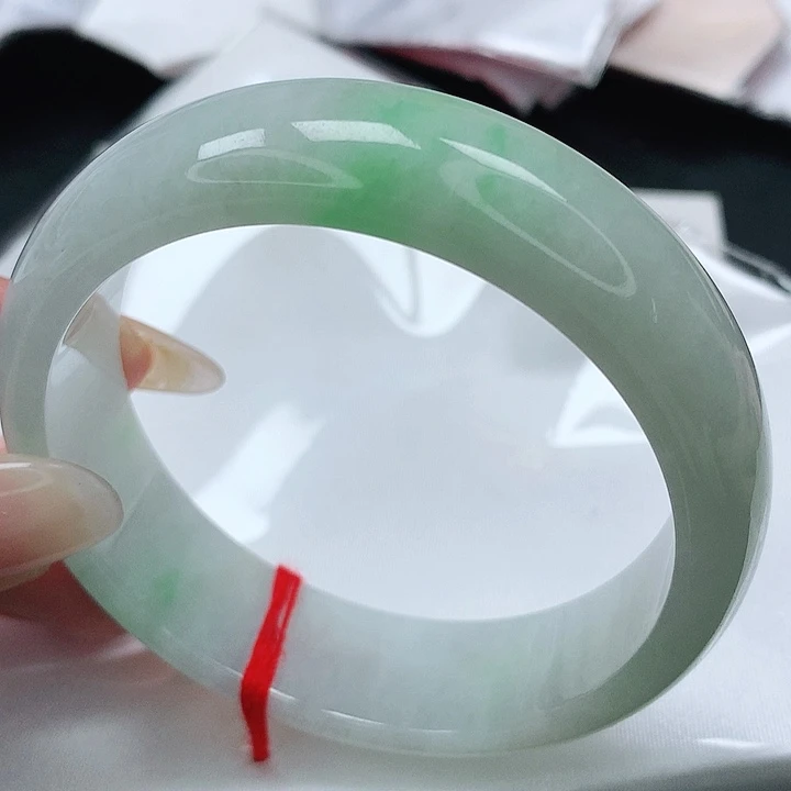 翡翠手镯未镶嵌缅甸天然A货翡翠