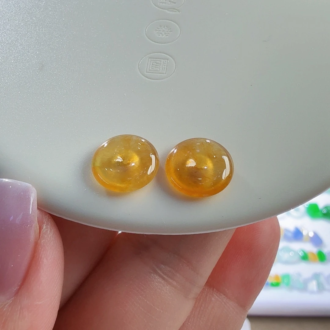 翡翠未镶嵌颈饰裸石