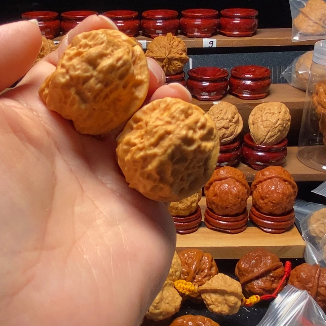 文玩核桃把件至尊蟾王40尺