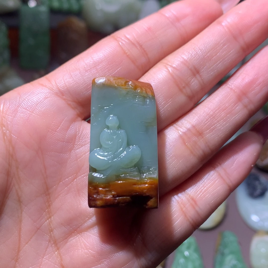 颈饰未镶嵌和田玉