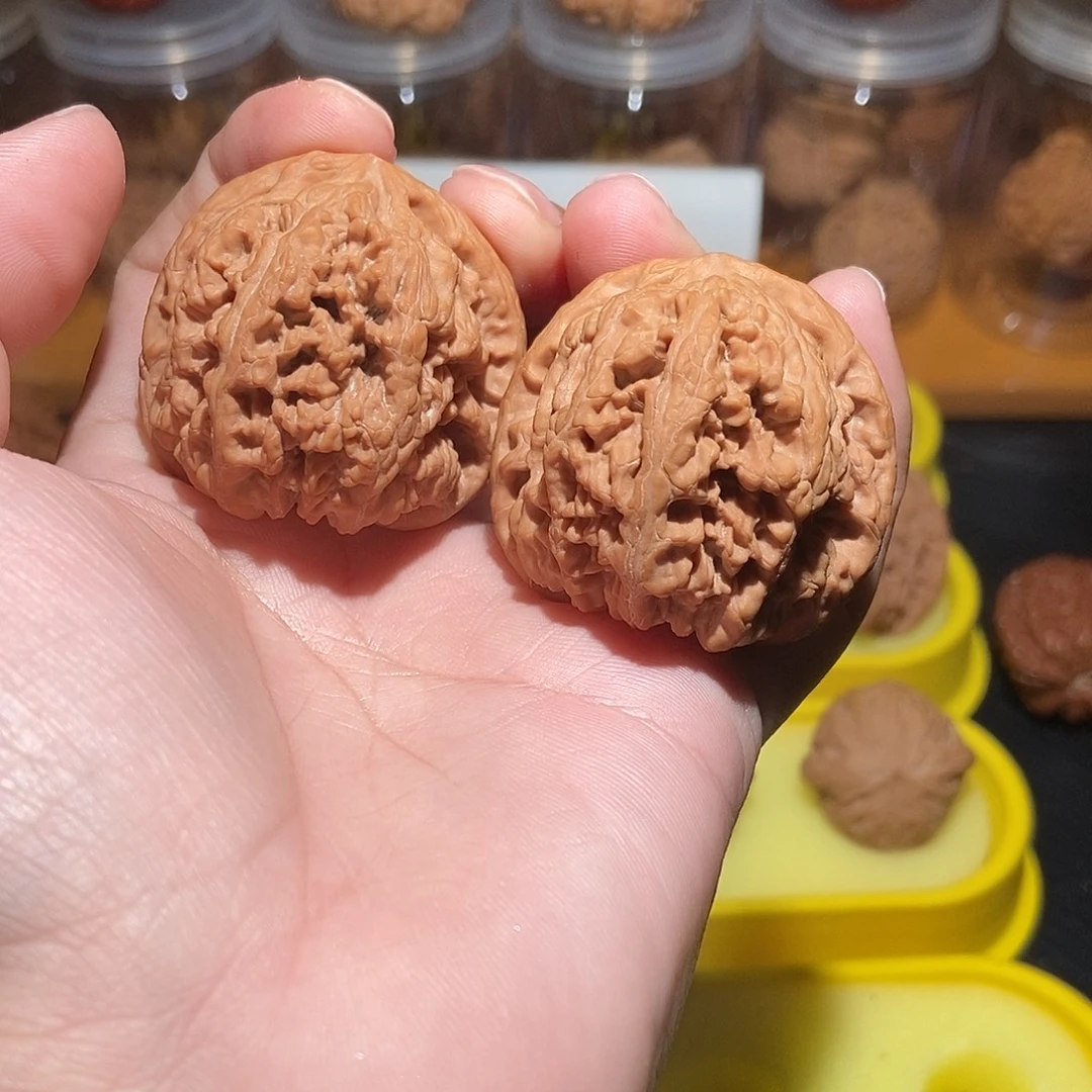 吊坠文玩核桃球筋