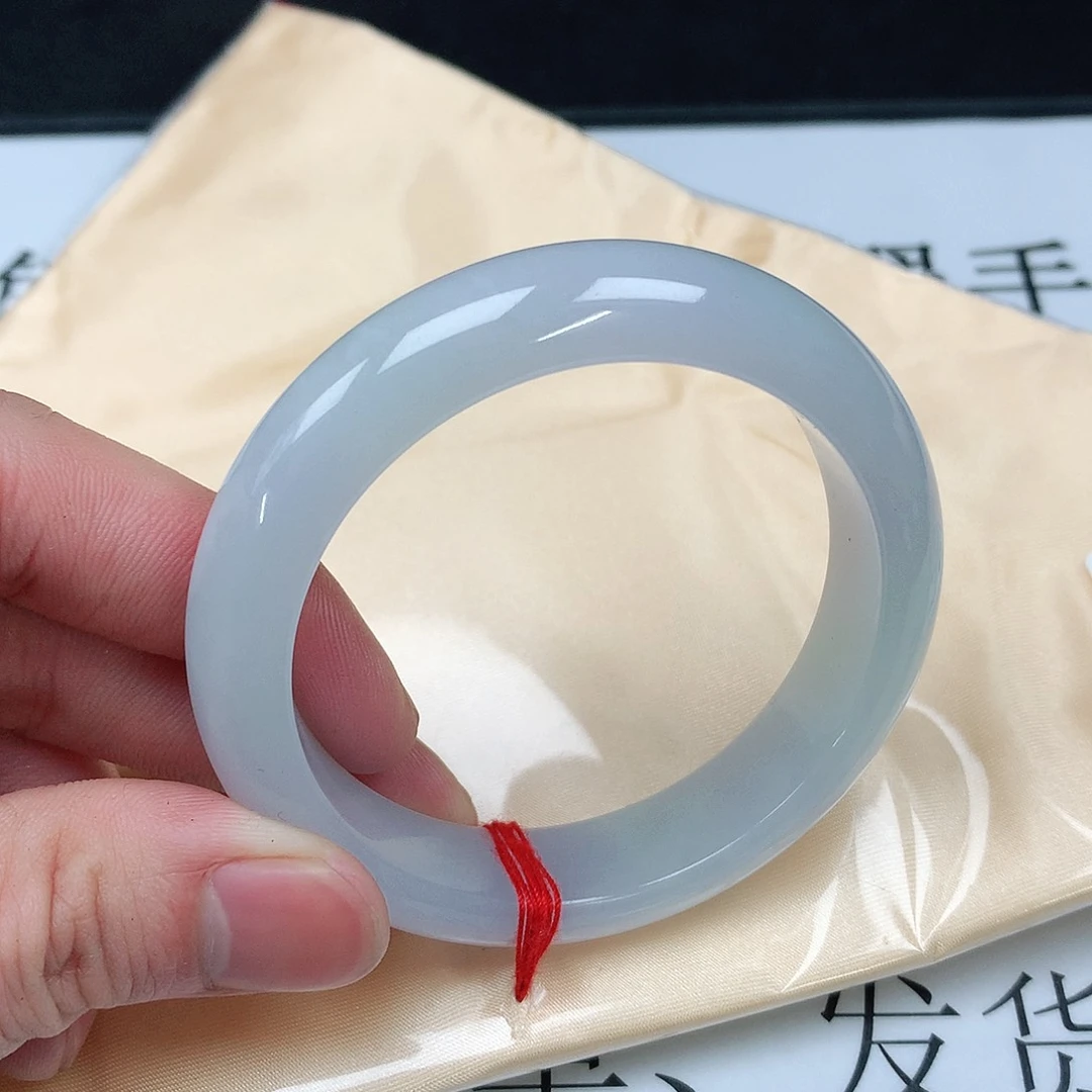 翡翠手镯未镶嵌圈53