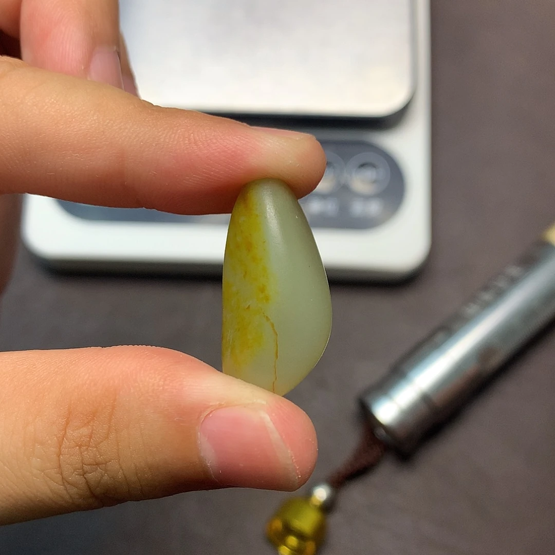 和田玉（糖玉）未镶嵌挂件