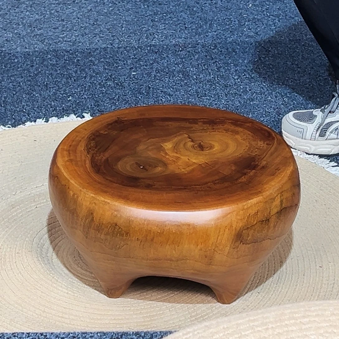 29 号香樟木尺寸：41-41-20cm