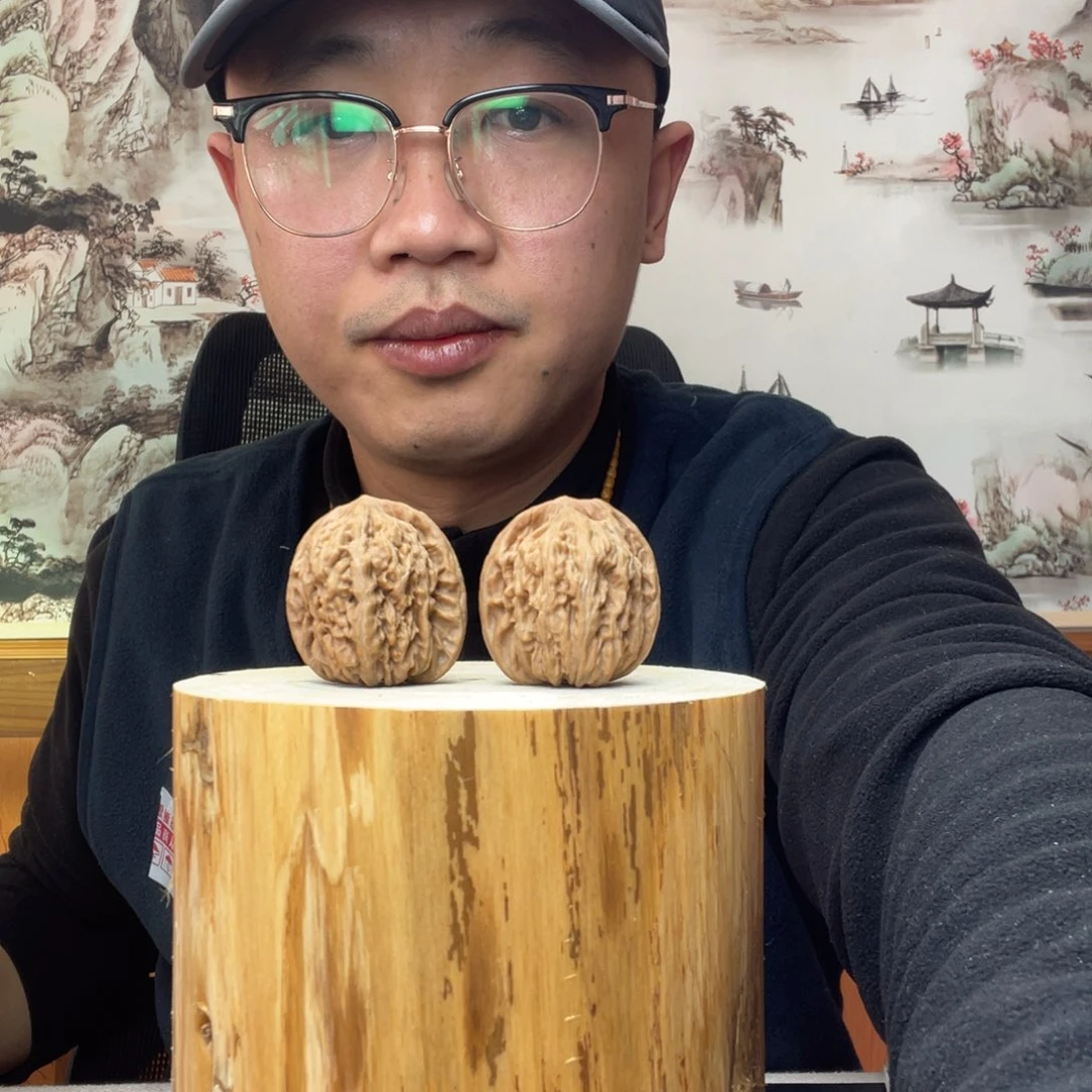 二***胖把件文玩核桃四座楼