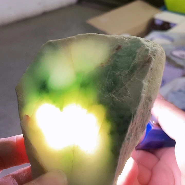 翡翠挂件未镶嵌毛料43