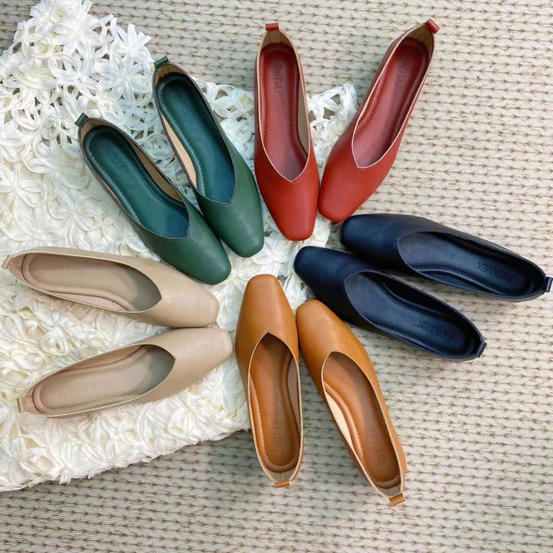 时尚风百搭纯色低跟女鞋2025爆款方头舒适奶奶鞋平底浅口单鞋休闲