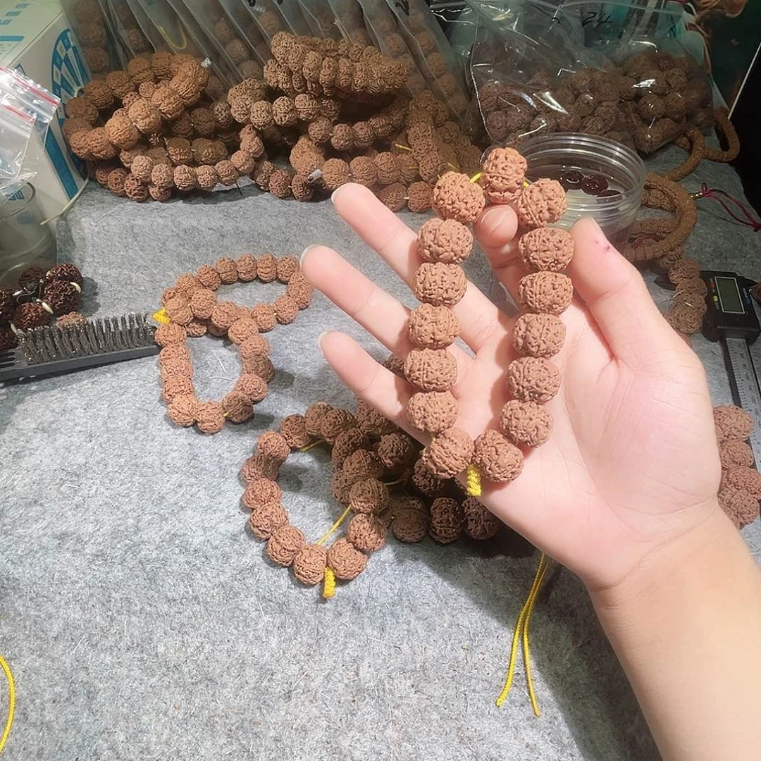 金刚菩提吊坠现场定时现场穿20矮桩梅花