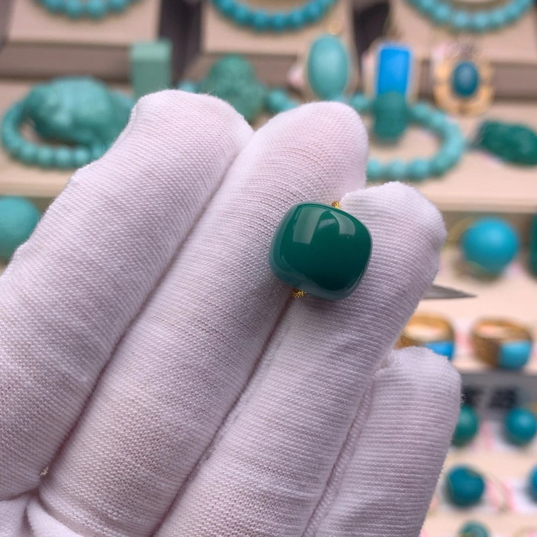 绿松石未镶嵌珠宝奇石12.8