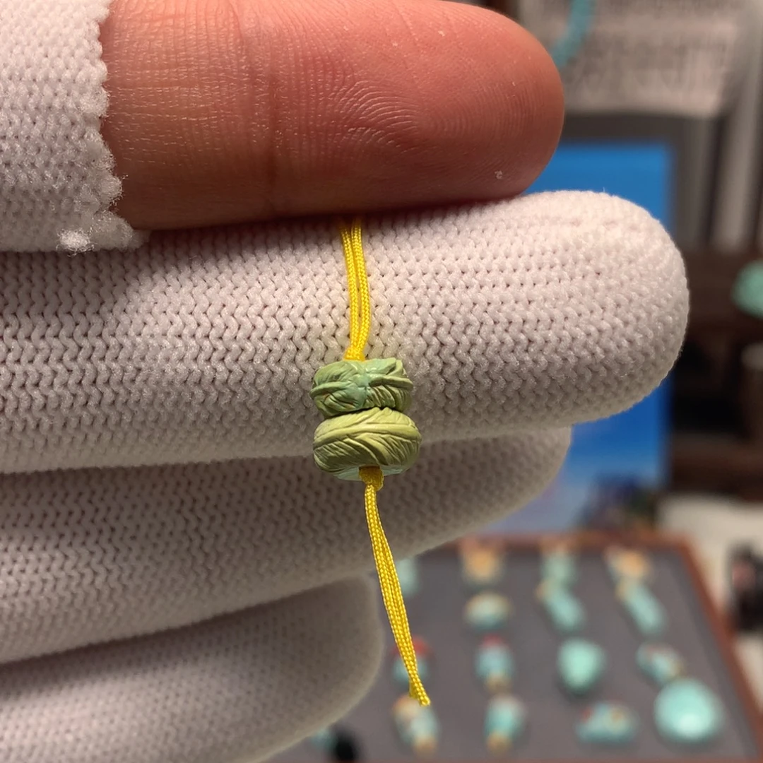 绿松石未镶嵌挂件