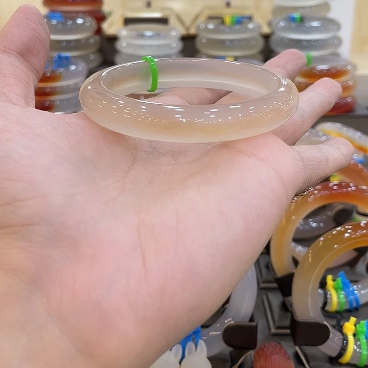 玛瑙/玉髓未镶嵌手镯27