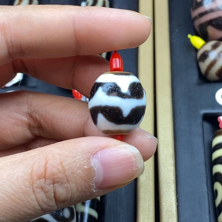 玛瑙/玉髓（覆膜）未镶嵌颈饰