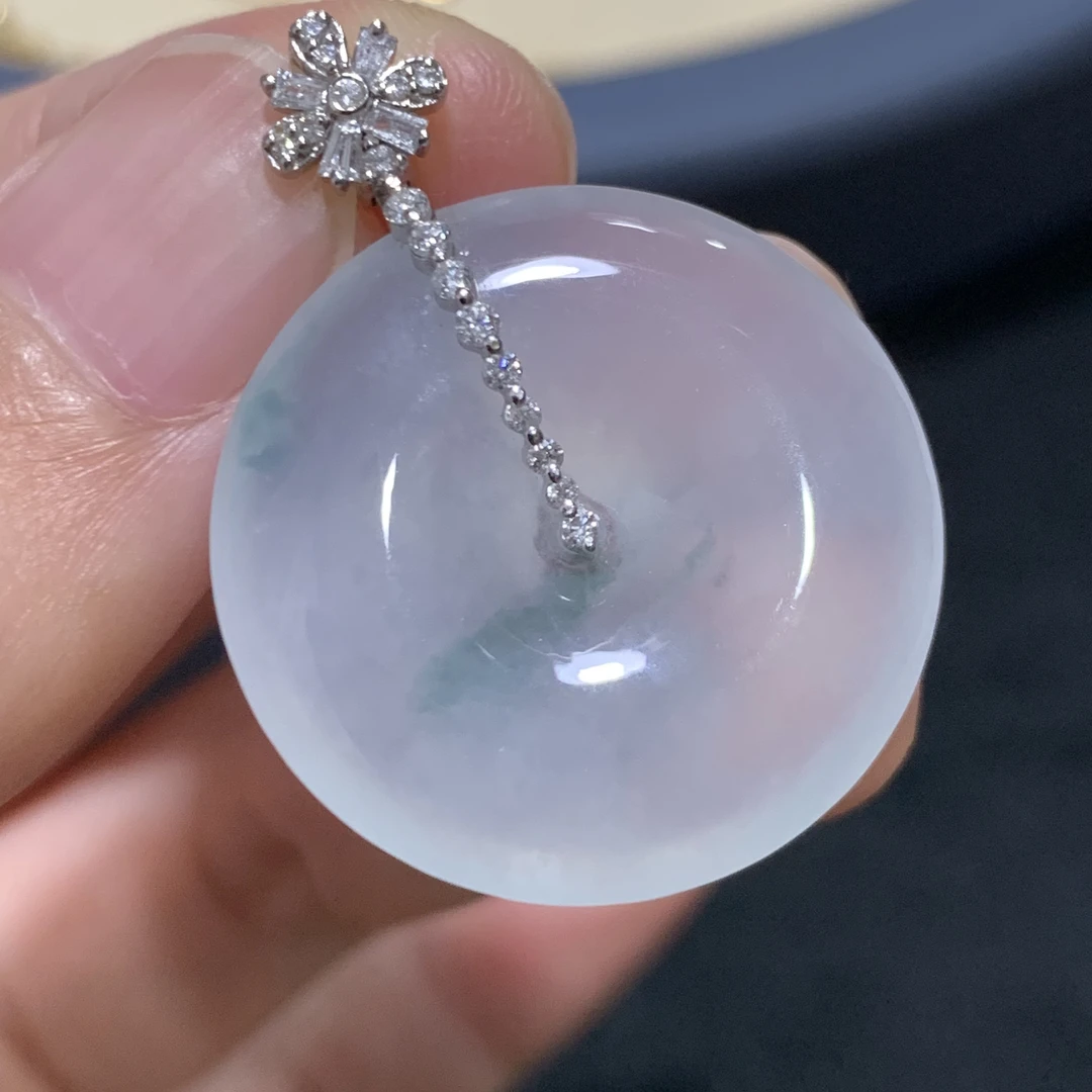 18k金翡翠平安扣吊坠