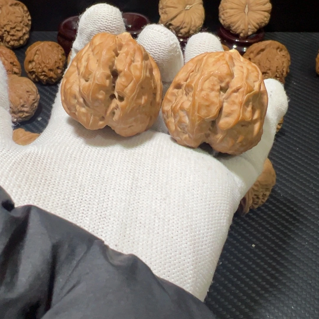 简***乐文玩核桃吊坠四开背蛤膜头39+