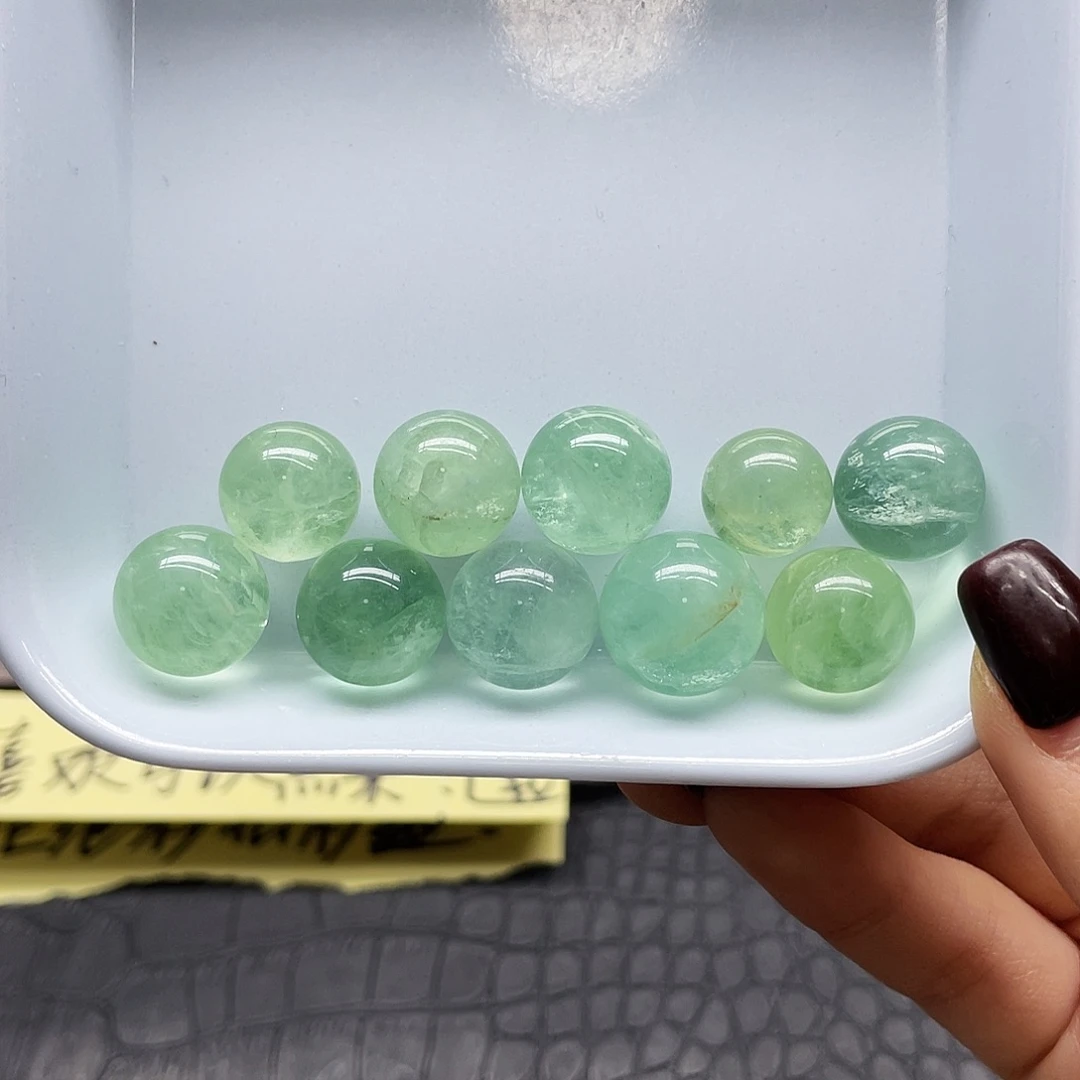 水晶未镶嵌珠宝半成品26莹石小球一组