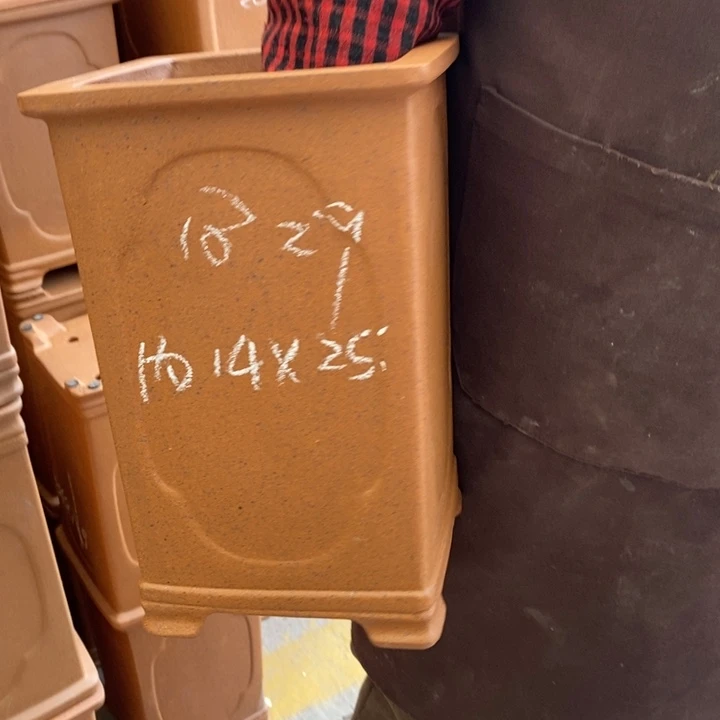 紫砂花盆哈哈哈哈哈