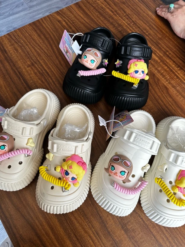 《MOLLY贝奥》老爹凉鞋洞洞鞋DIY手工夏季外穿卡通8113拍大一码