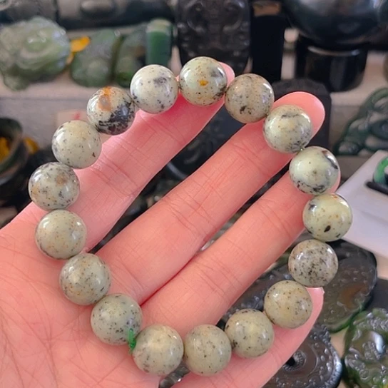 蛇纹石玉颈饰未镶嵌王*晨