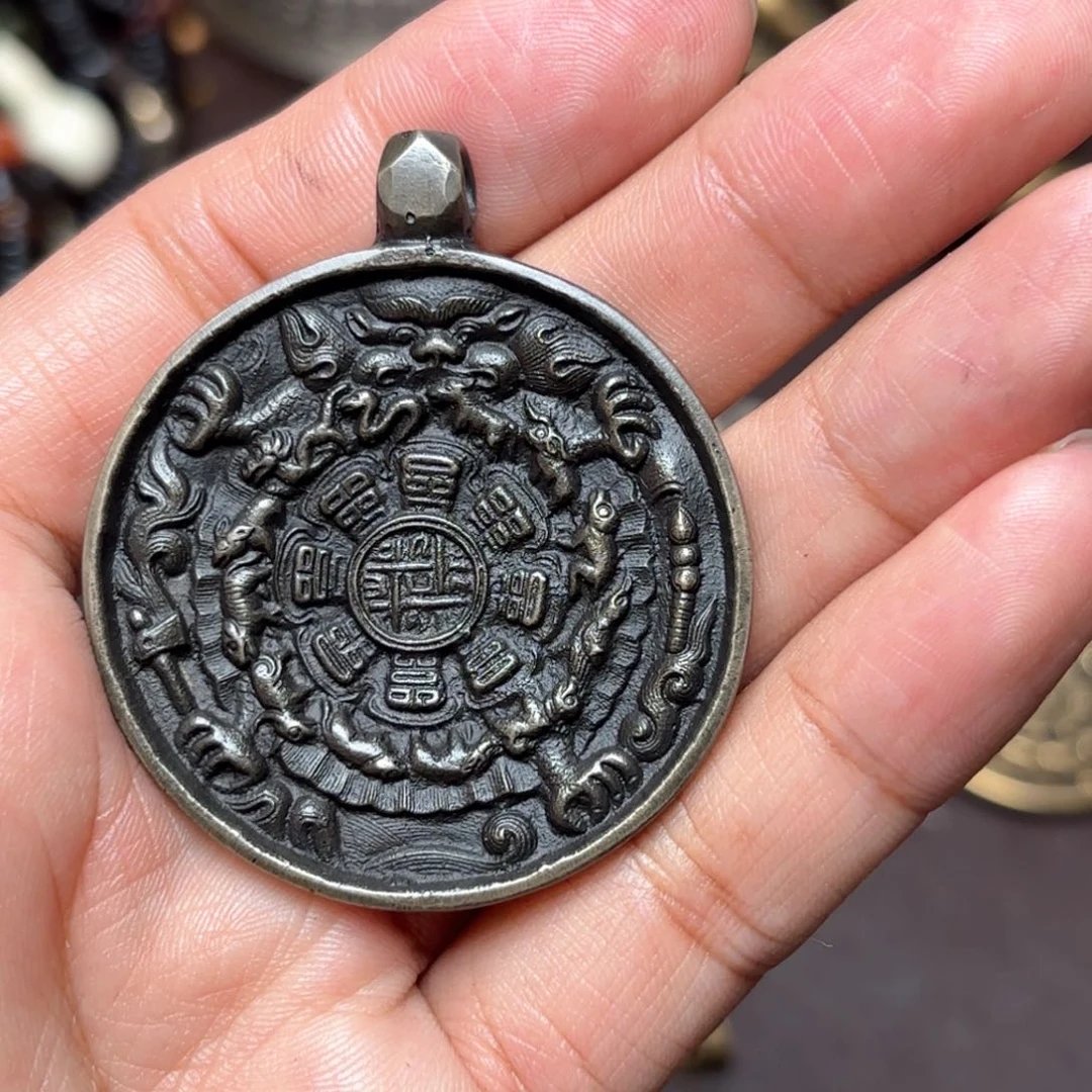 西*。铜星月菩提吊坠项链