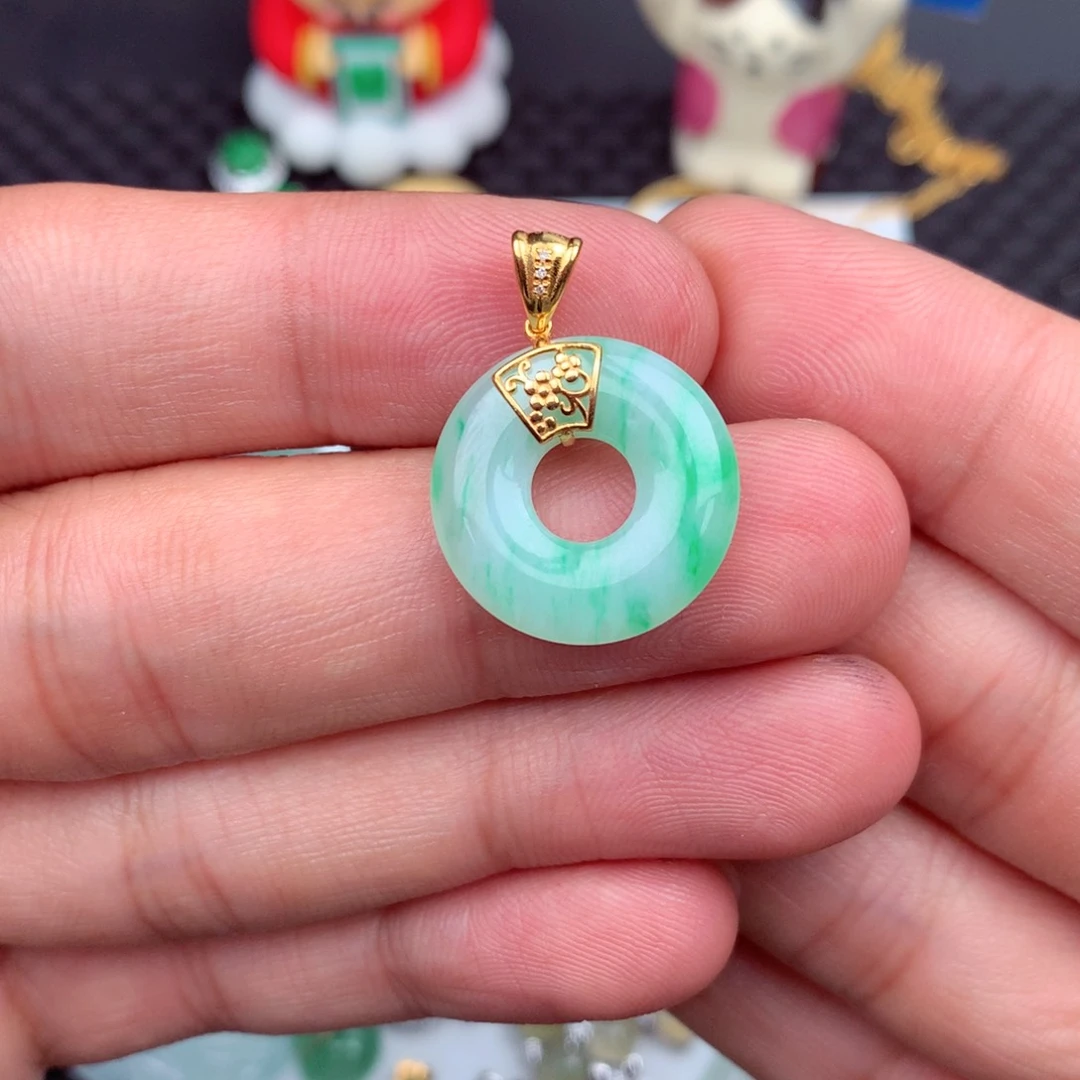 翡翠18K金镶嵌吊坠(不含链)t****a