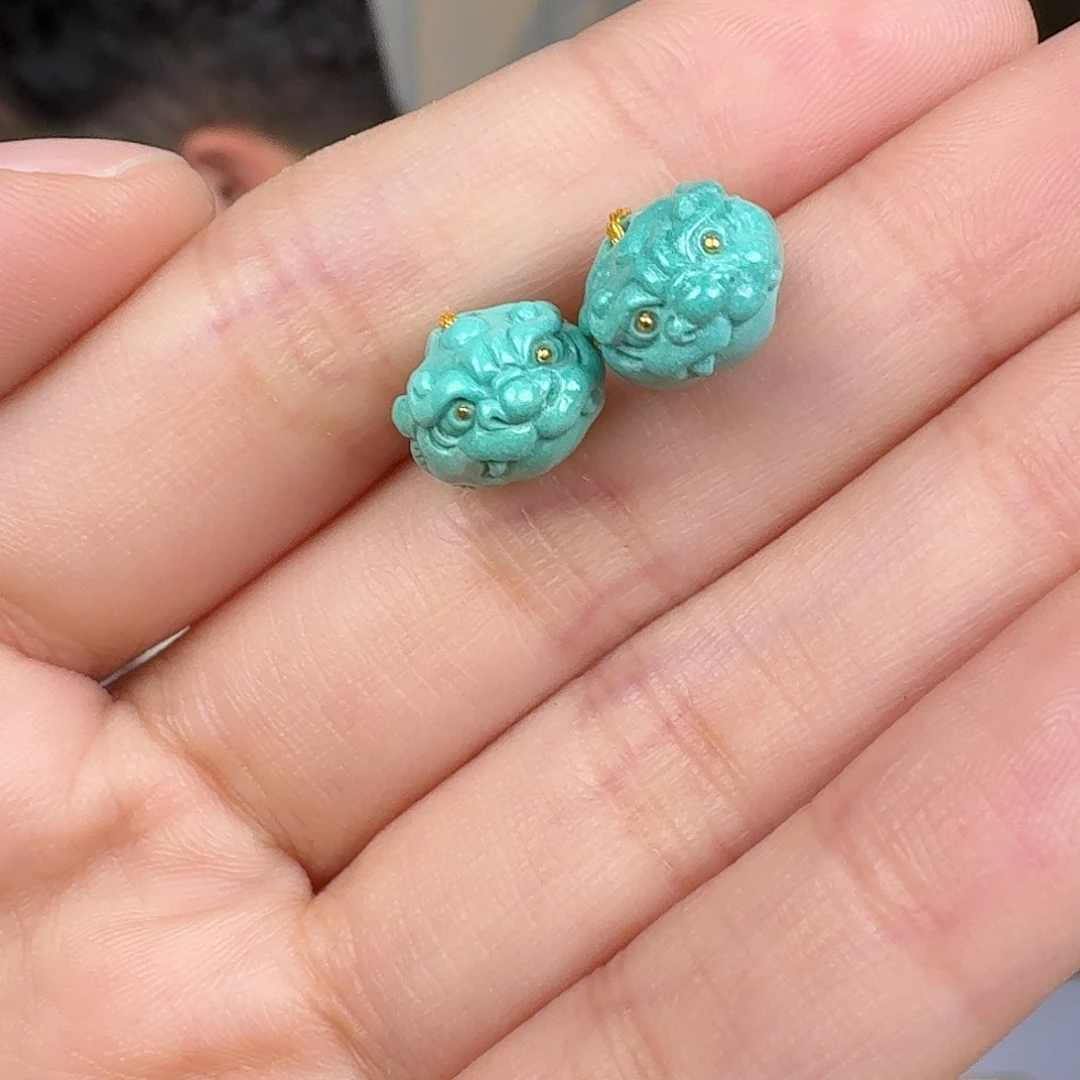 绿松石未镶嵌挂件