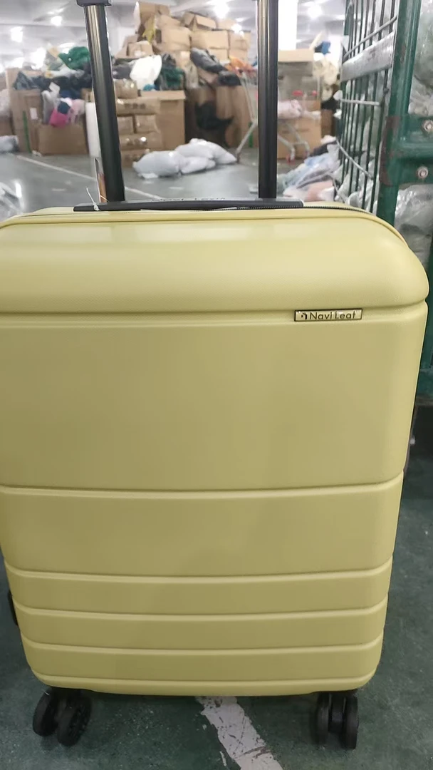 AA苹果绿高端拉链款行李箱拉杆箱 28寸50*30*78重量4.5KG