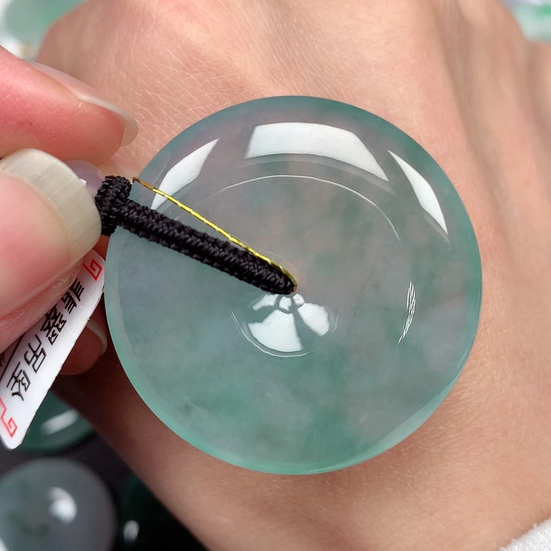 翡翠颈饰未镶嵌平安扣吊坠