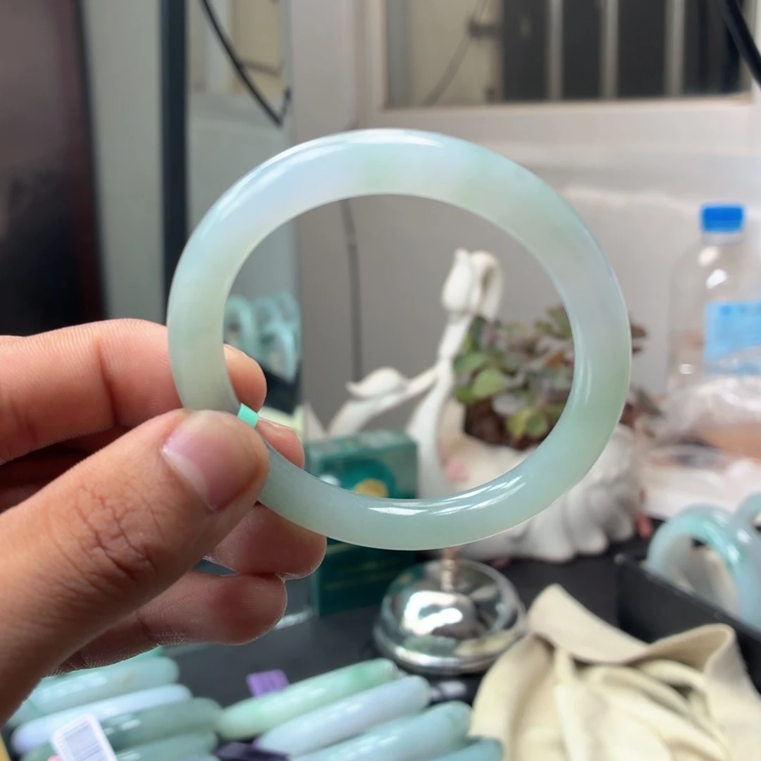 翡翠未镶嵌手镯翡翠20号有纹