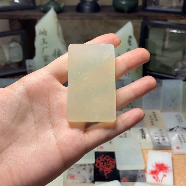 蛇纹石玉未镶嵌定制