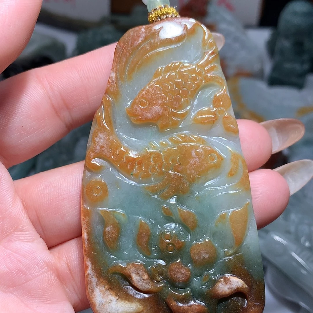 翡翠未镶嵌颈饰保真天然A货翡翠