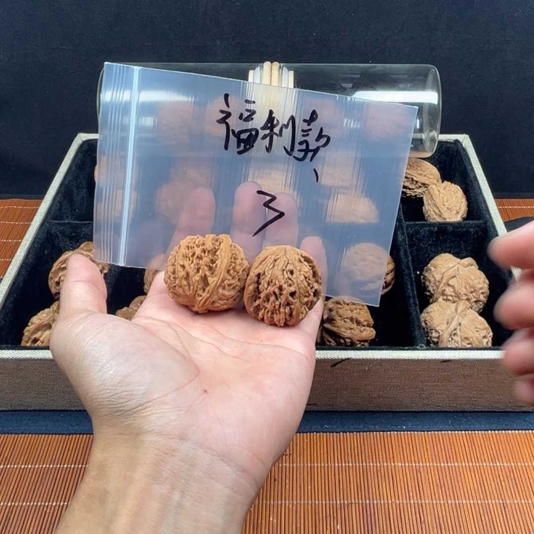 文玩核桃吊坠哈哈哈哈哈哈哈哈哈
