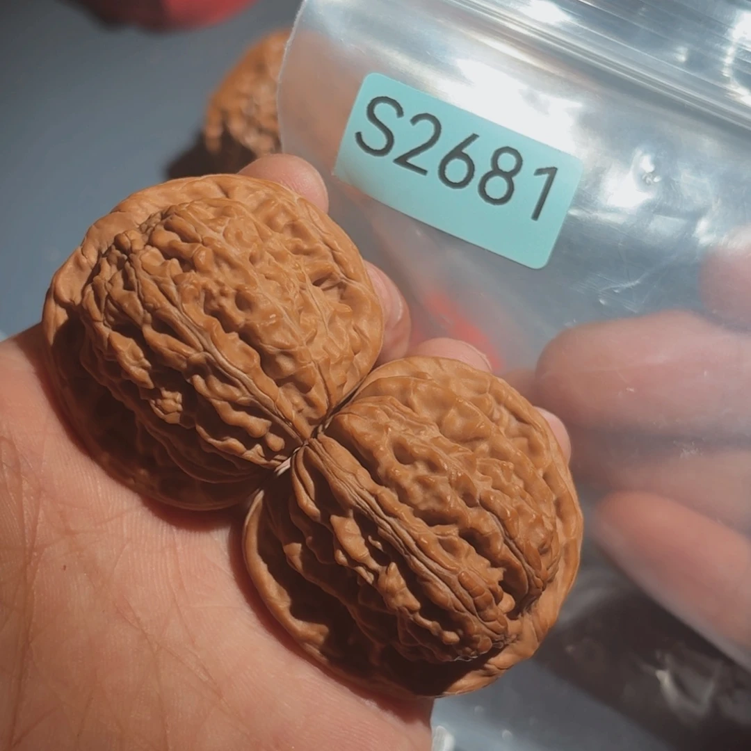 文玩核桃吊坠汉高楼