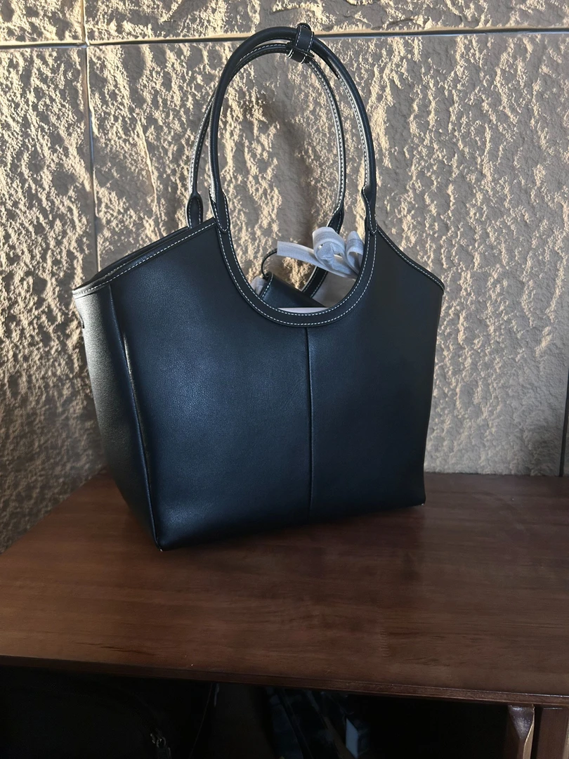 YNPO24年秋冬新款真皮重工购物单肩包3托特黑色