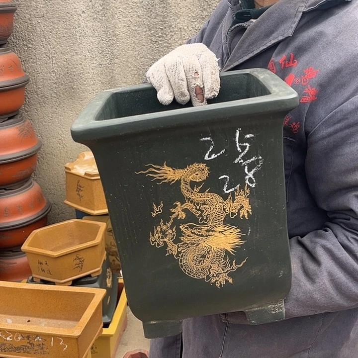 紫砂紫砂花盆和一