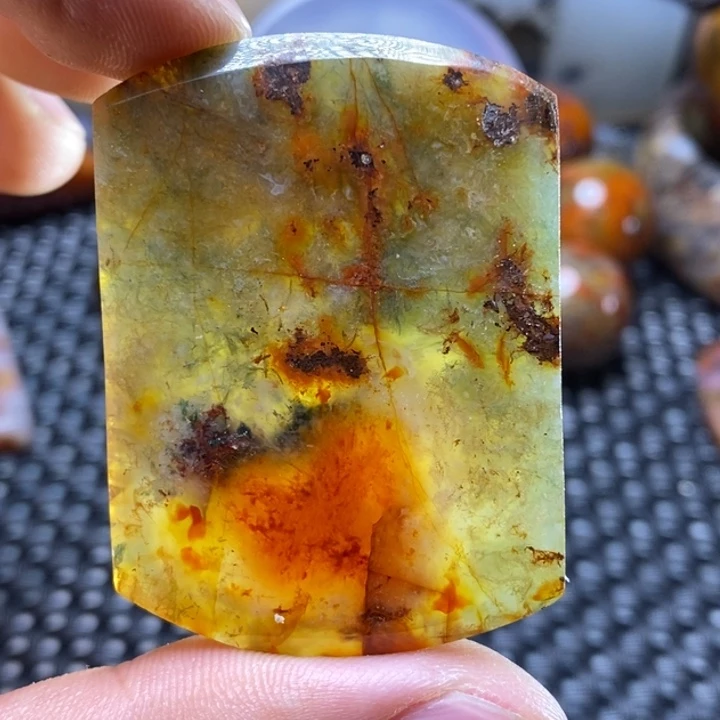 玛瑙/玉髓颈饰足铂镶嵌