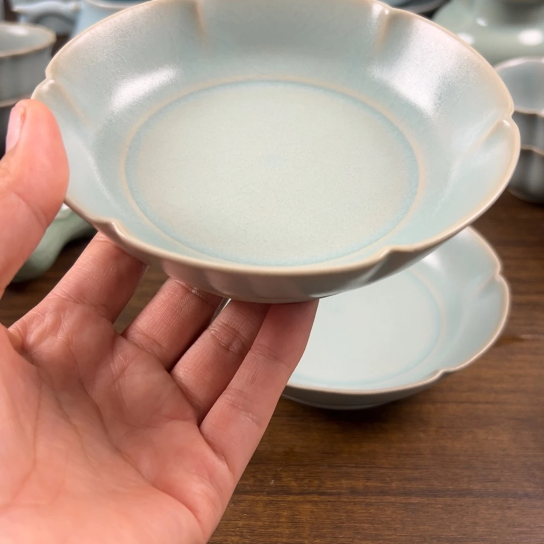 盘瓷仿古釉水葵口洗微瑕