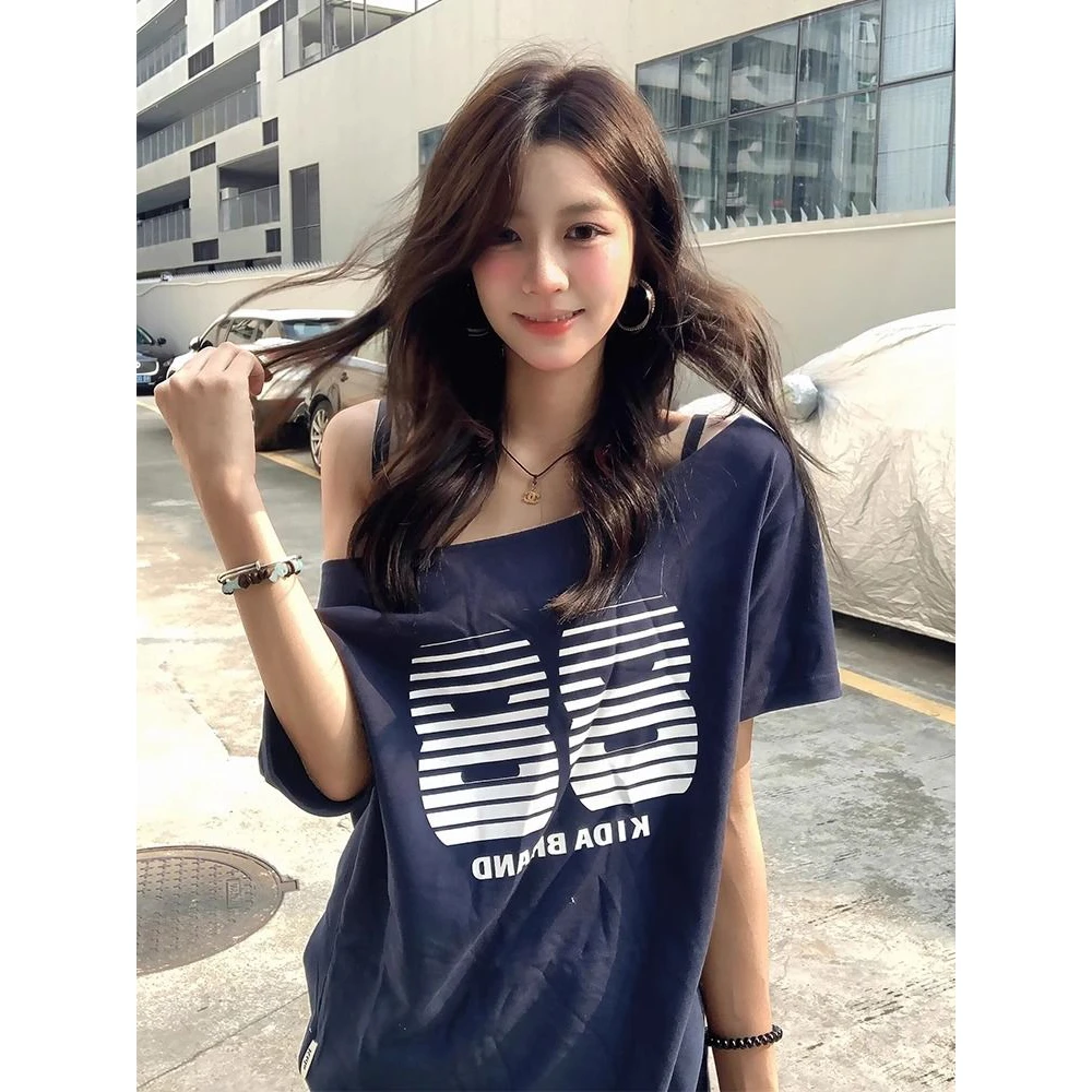 美式复古斜肩短袖t恤女夏季2025新款宽松运动风慵懒辣妹露肩上衣