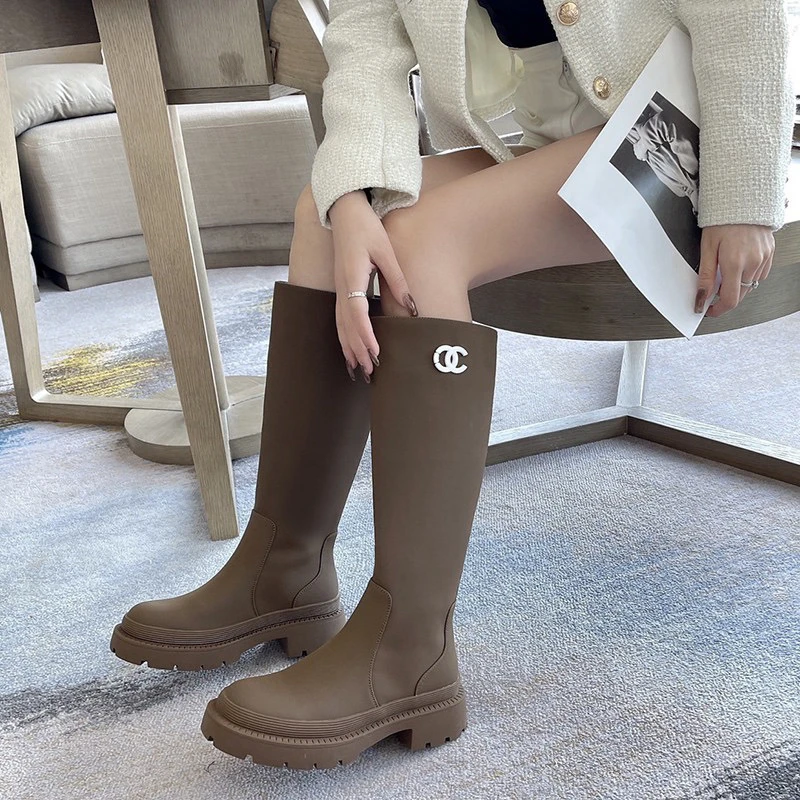 断码鞋马丁靴女款秋冬加绒厚底增高黑色百搭英伦风显瘦机车靴短靴