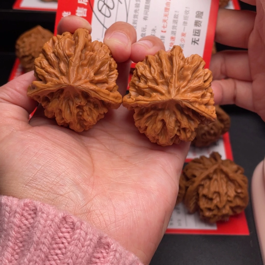 无***谓把件文玩核桃三棱47