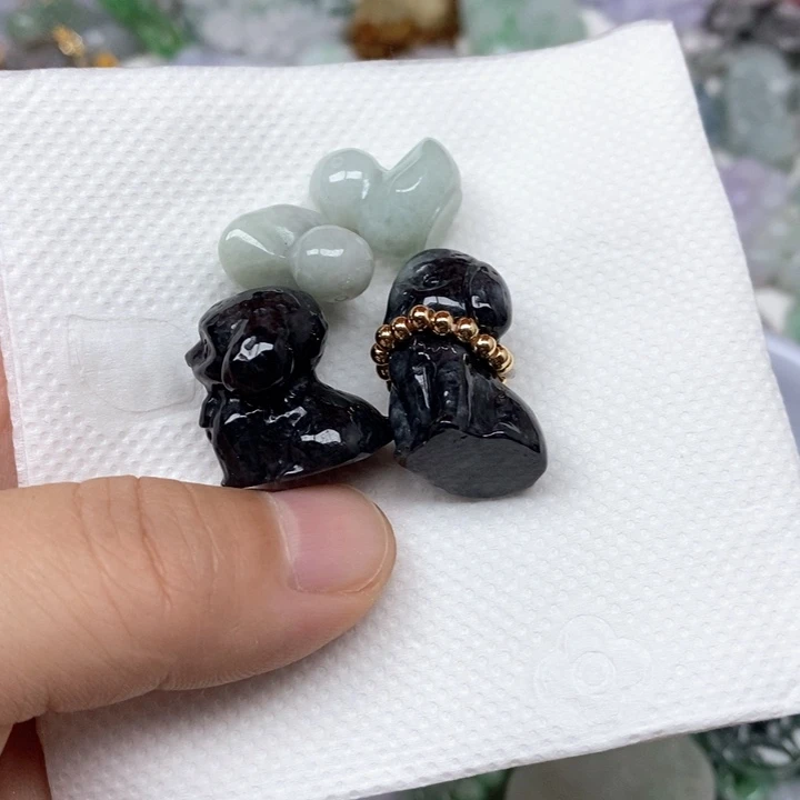 G***U颈饰未镶嵌翡翠天然缅甸翡翠