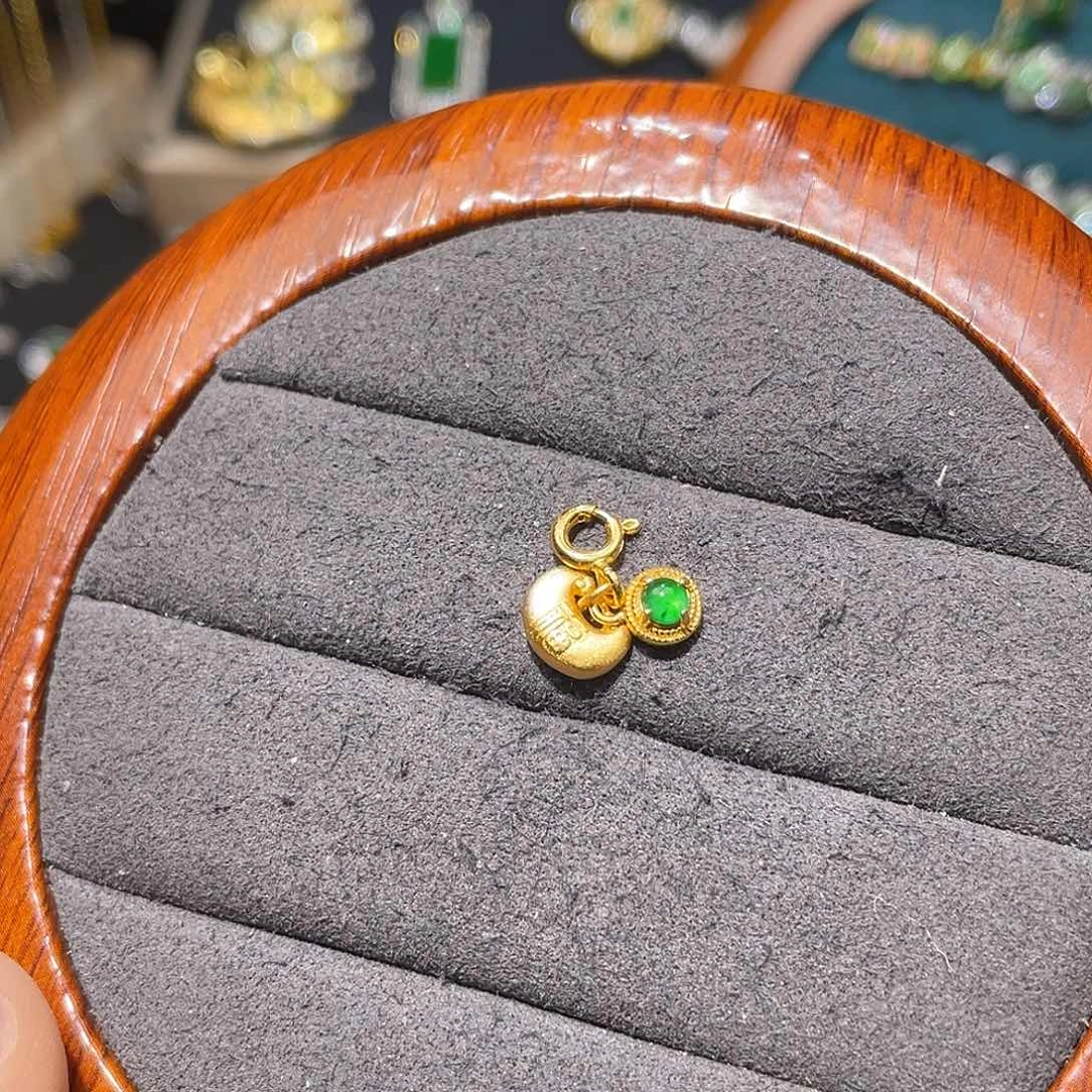 翡翠银S925镶嵌颈饰